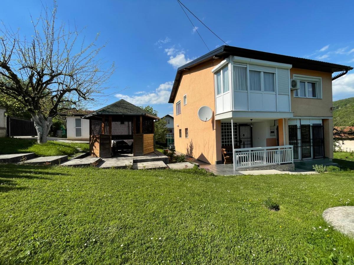 Pool Villa Sarajevo Eksteriør bilde